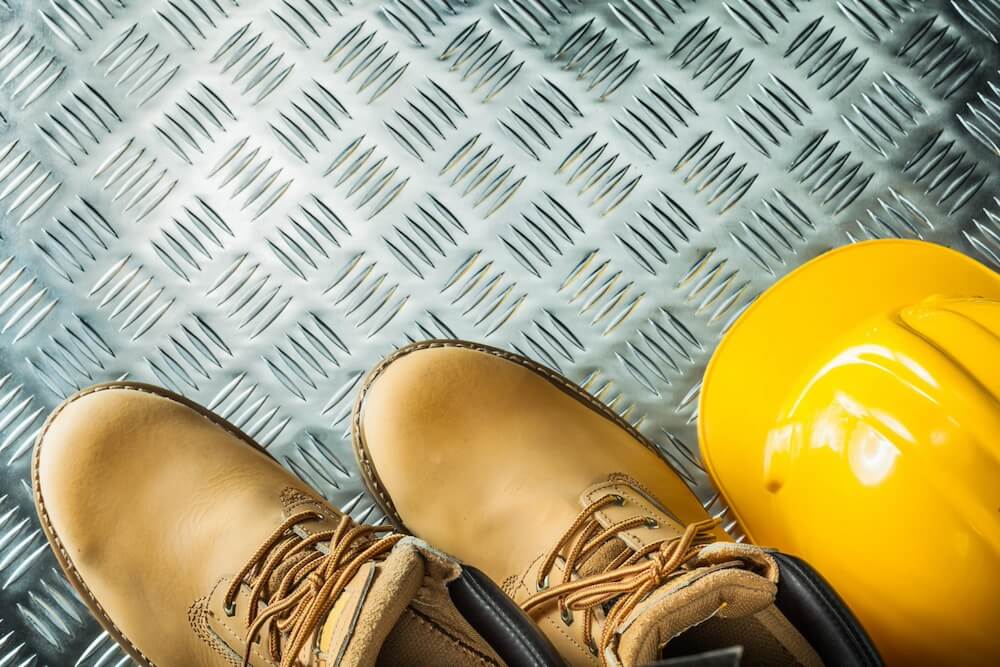 Co ile należą się buty robocze dla pracowników?
