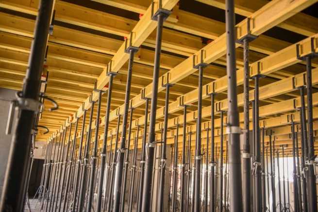 Dlaczego kompatybilność systemów szalunkowych ma istotne znaczenie na budowie?