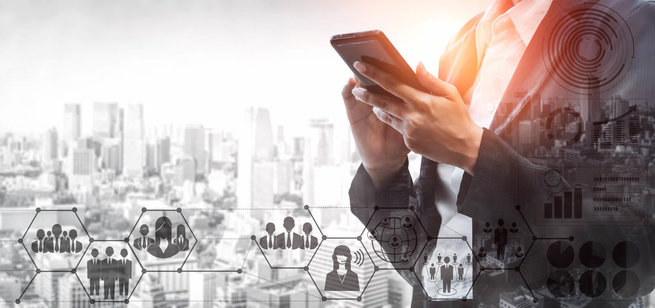 Czy pracownik PINB jest funkcjonariuszem publicznym?